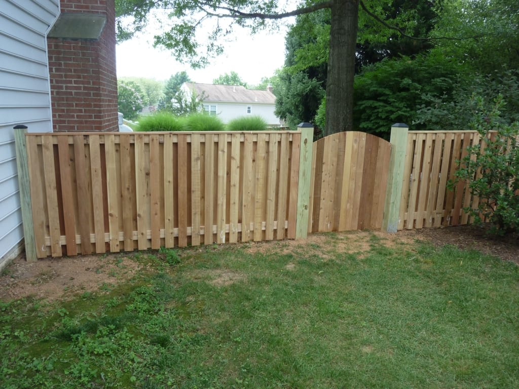 dog Fences - Evergreen Fence & Deck
